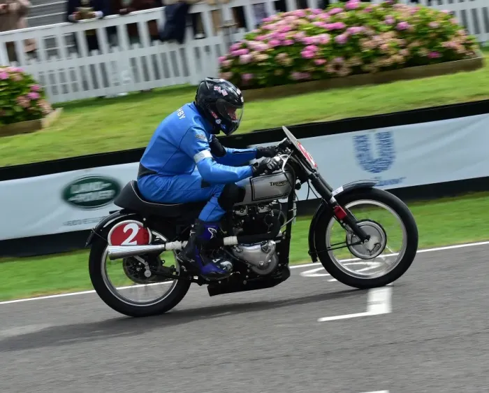 Rights Managed : CM16 1323 Roger Ashby, Triumph Thunderbird Rights Managed : CM16 1323 Roger Ashby, Triumph Thunderbird