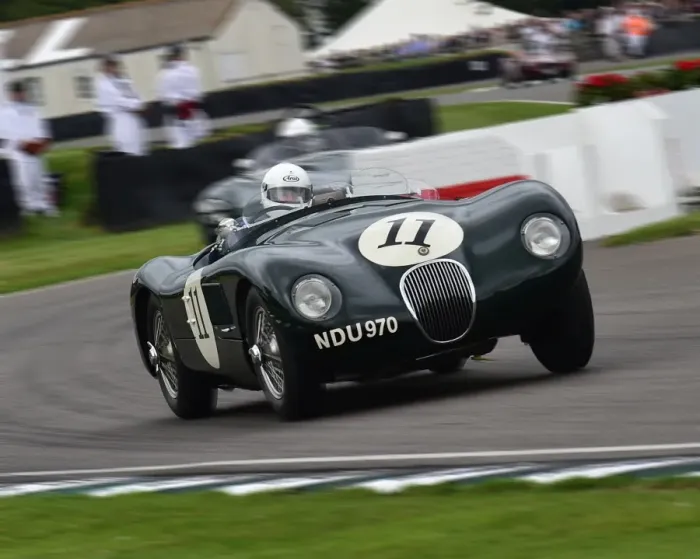 Rights Managed : CM16 1637 Fred Wakeman, Jaguar C-Type