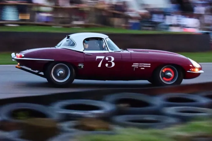 Rights Managed : CM16 2843 Andrew Smith, Jaguar E-Type Rights Managed : CM16 2843 Andrew Smith, Jaguar E-Type
