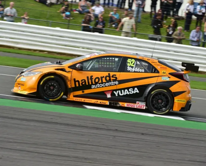 Framed Print : CM16 4639 Gordon Shedden, Honda Civic Type R Framed Print : CM16 4639 Gordon Shedden, Honda Civic Type R