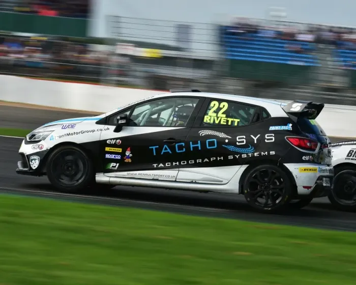 Framed Print : CM16 4836 Paul Rivett, Renaultsport 220 Trophy