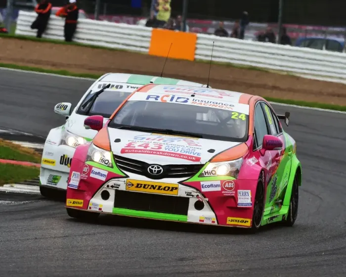 Framed Print : CM16 5736 Jake Hill, Toyota Avensis Framed Print : CM16 5736 Jake Hill, Toyota Avensis