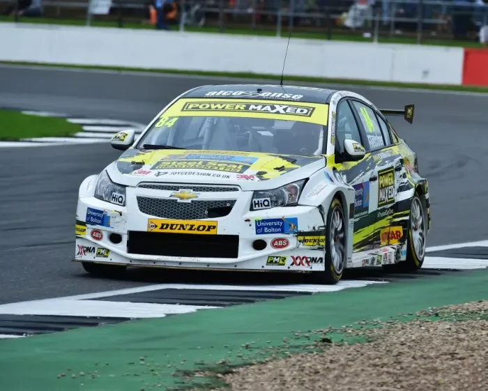Framed Print : CM16 5972 Kelvin Fletcher, Chevrolet Cruze Framed Print : CM16 5972 Kelvin Fletcher, Chevrolet Cruze