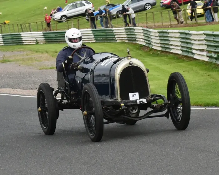 Framed Print : CM16 6843 Nicholas Hildyard, Theophile Schneider Aero Special Framed Print : CM16 6843 Nicholas Hildyard, Theophile Schneider Aero Special