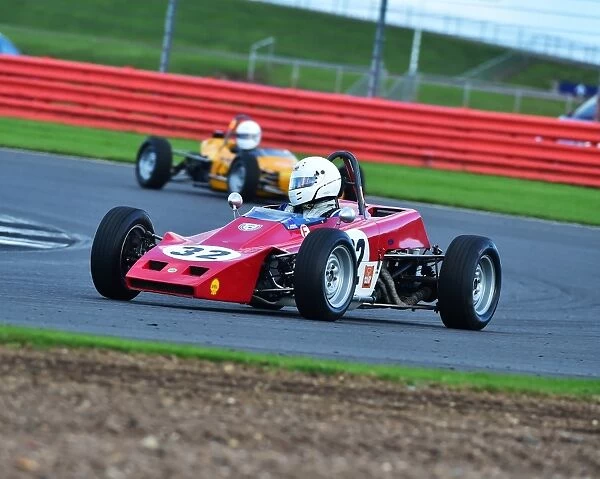 CM16 9865 Nigel Adams, Lotus 61