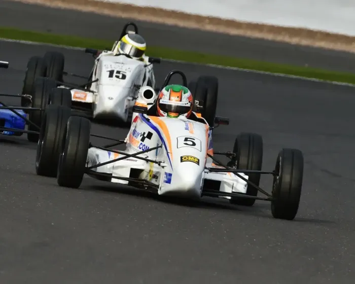 Framed Print : CM17 1063 Niall Murray, Van Diemen RF99 Framed Print : CM17 1063 Niall Murray, Van Diemen RF99