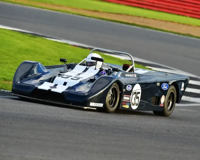 Framed Print : CM17 1513 Roger Waite, Royale S2000M Framed Print : CM17 1513 Roger Waite, Royale S2000M