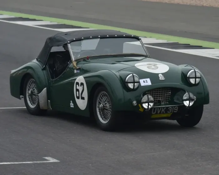 Framed Print : CM17 6480 Philip Parkinson, Triumph TR2
