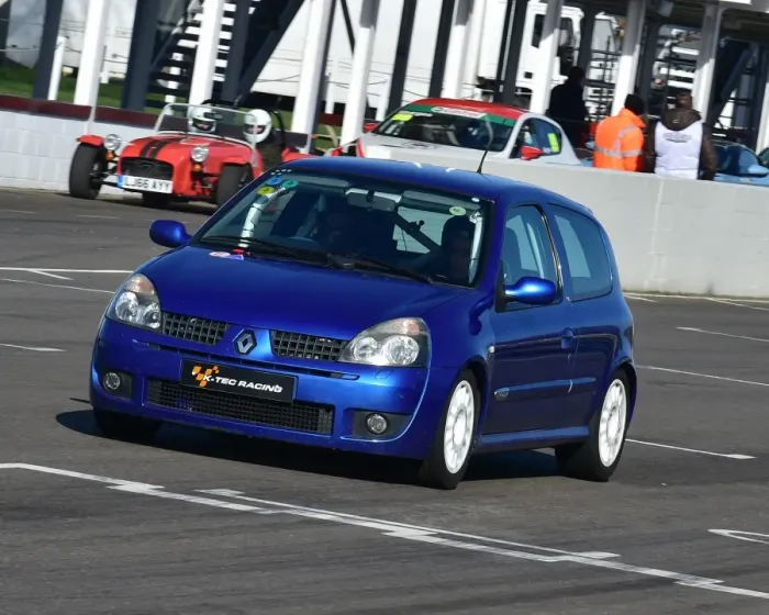 Framed Print : CM17 8500 Andy Roshier, Renault Clio 172 Framed Print : CM17 8500 Andy Roshier, Renault Clio 172