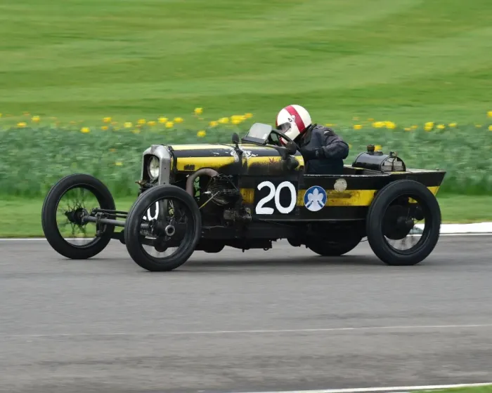 Rights Managed : CM18 0729 Mark Walker, Thunderbug Rights Managed : CM18 0729 Mark Walker, Thunderbug