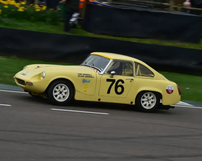 Rights Managed : CM18 1472 Thomas Grindall, Williams & Pritchard, GT, MG Midget