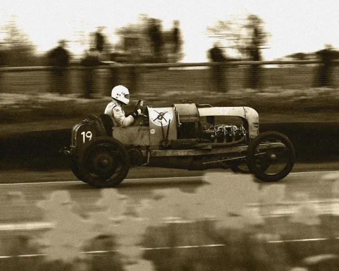 Rights Managed : CM18 1908sepia Niall Dyer, Mors