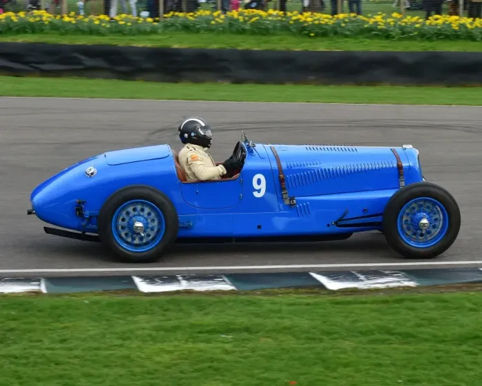 Rights Managed : CM18 2289 James Baxter, Delahaye135MS