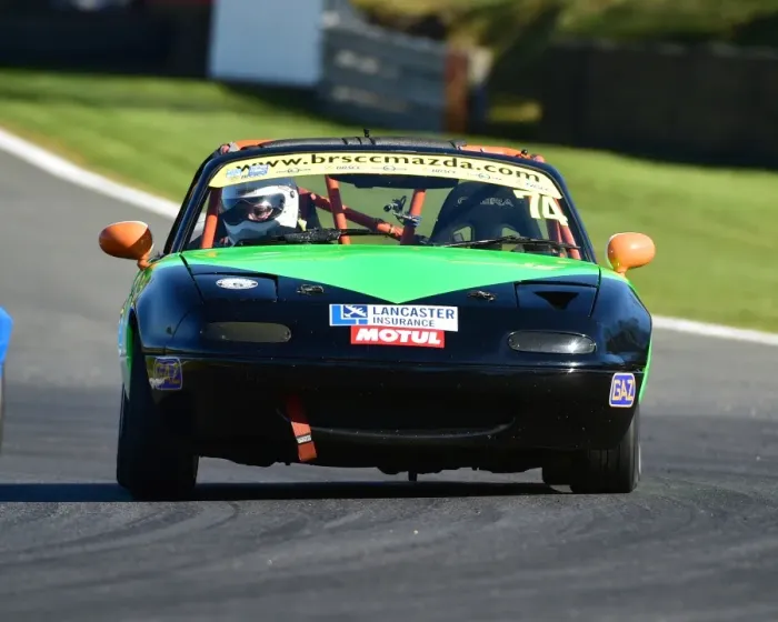 Framed Print : CM18 6605 Clive Chisnall, Mazda MX-5 Framed Print : CM18 6605 Clive Chisnall, Mazda MX-5