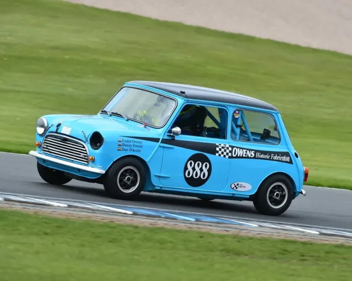 Framed Print : CM18 8216 Endaf Owens, Morris Mini Cooper S Framed Print : CM18 8216 Endaf Owens, Morris Mini Cooper S