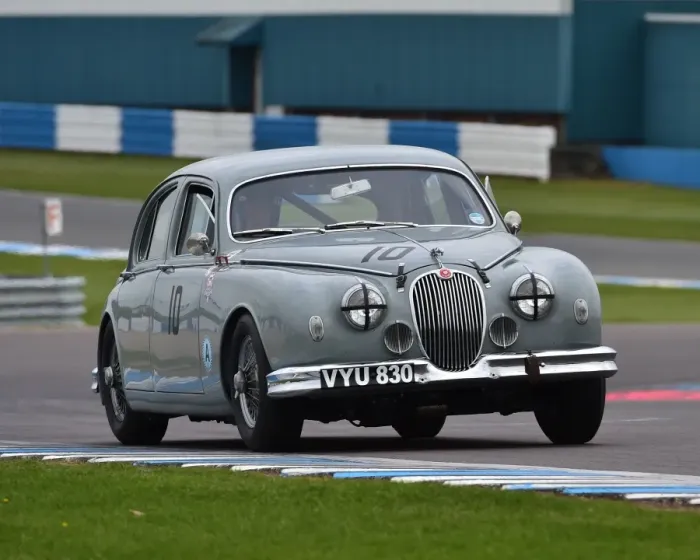 Framed Print : CM18 9317 Simon Seath, Jaguar Mk1