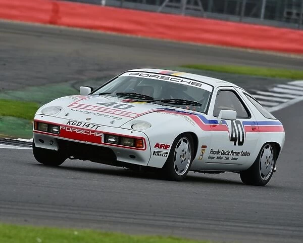 CM19 2869 Richard Attwood, Porsche 928