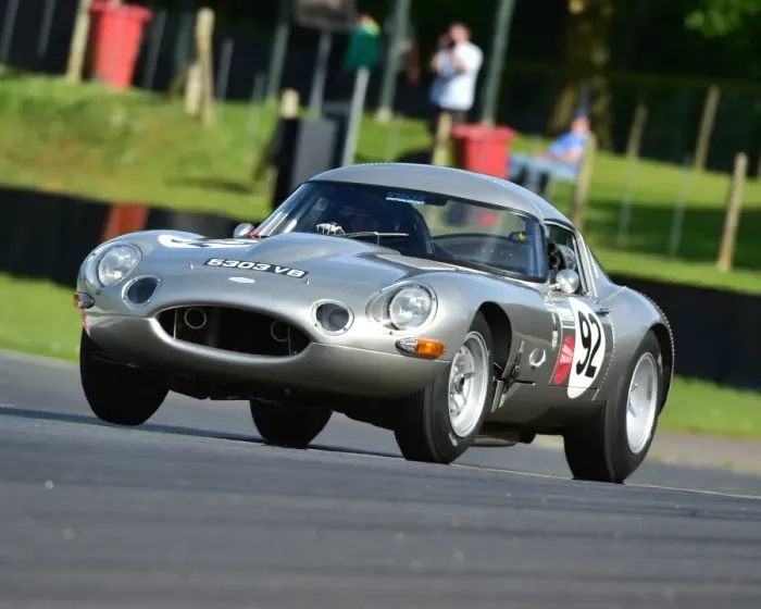 Framed Print : CM19 4950 Calum Lockie, Julian Thomas, Jaguar E-Type Framed Print : CM19 4950 Calum Lockie, Julian Thomas, Jaguar E-Type