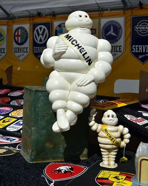 CM2 0418 Michelin Man and Boy