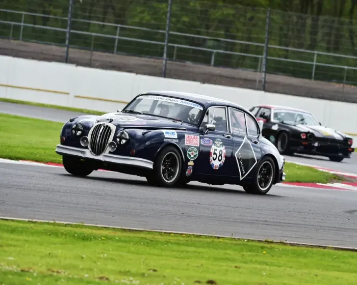 Framed Print : CM2 2570 Derek Pearce, Jaguar MkII Framed Print : CM2 2570 Derek Pearce, Jaguar MkII