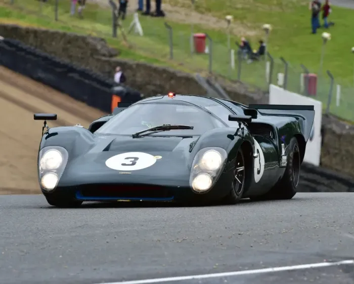 Framed Print : CM2 5086 Jason Wright, Lola T70 MK3 B Framed Print : CM2 5086 Jason Wright, Lola T70 MK3 B