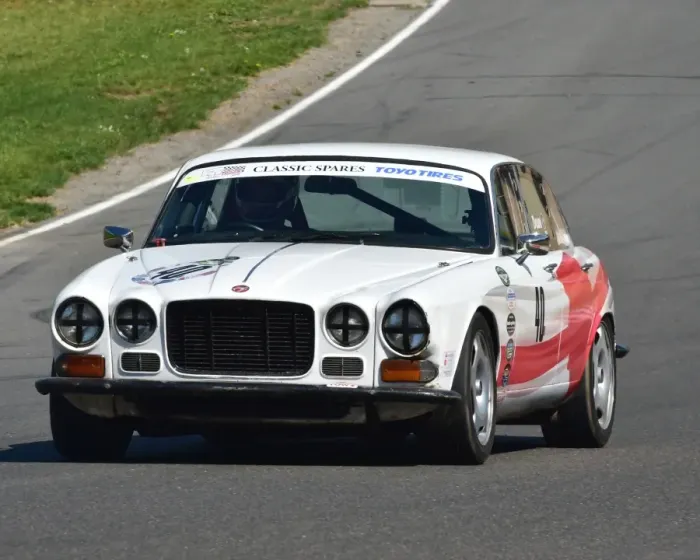 Framed Print : CM2 7430 Dean Sewell, Jaguar XJ6 series 1 Framed Print : CM2 7430 Dean Sewell, Jaguar XJ6 series 1
