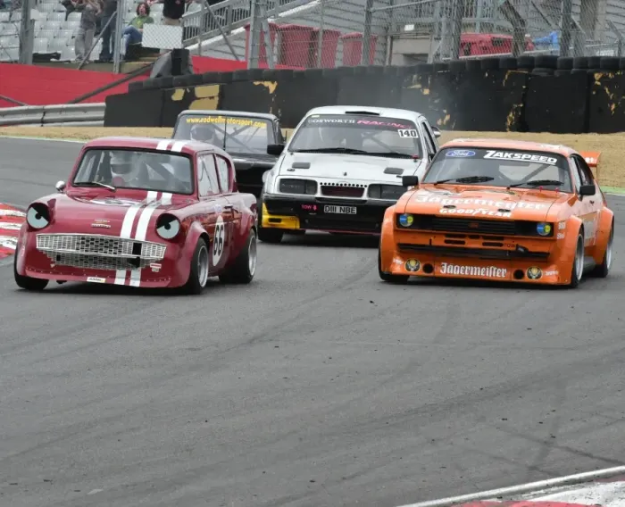 Framed Print : CM2 7998 Anglia, Capri, Sierra through Paddock Hill Bend Framed Print : CM2 7998 Anglia, Capri, Sierra through Paddock Hill Bend