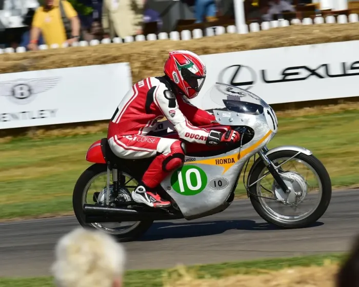 Rights Managed : CM20 0228 John Hackett, Honda 250cc, 4 RC161-162 Rights Managed : CM20 0228 John Hackett, Honda 250cc, 4 RC161-162