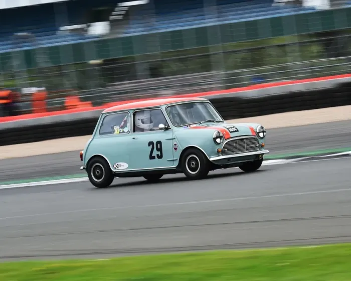 Framed Print : CM20 2172 Richard Parsons, Peter Illingworth, Morris Mini Cooper S Framed Print : CM20 2172 Richard Parsons, Peter Illingworth, Morris Mini Cooper S