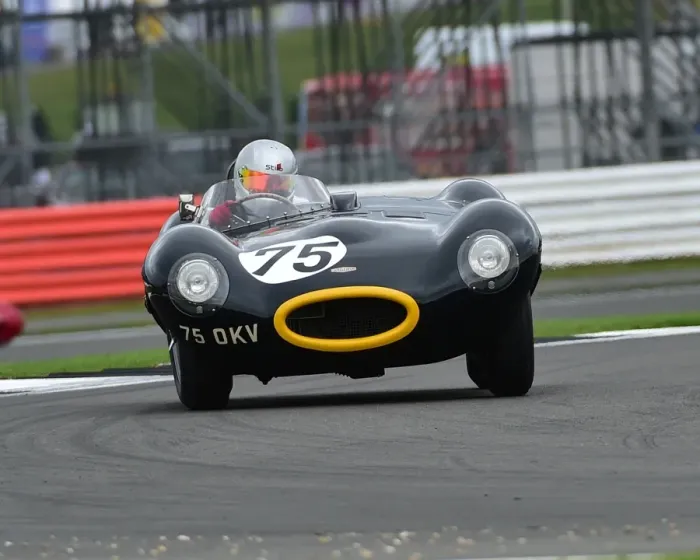 Framed Print : CM20 2660 Harvey Stanley, Timothy Mahapatra, Jaguar D-Type Framed Print : CM20 2660 Harvey Stanley, Timothy Mahapatra, Jaguar D-Type