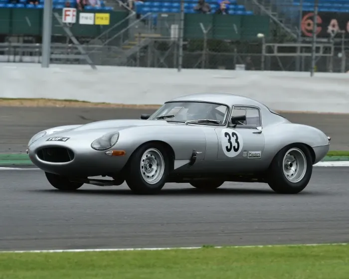 Framed Print : CM20 3088 Hans Huebner, Jaguar E-Type Framed Print : CM20 3088 Hans Huebner, Jaguar E-Type