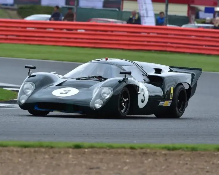 Framed Print : CM20 3218 Jason Wright, Lola T70 MK3B Framed Print : CM20 3218 Jason Wright, Lola T70 MK3B