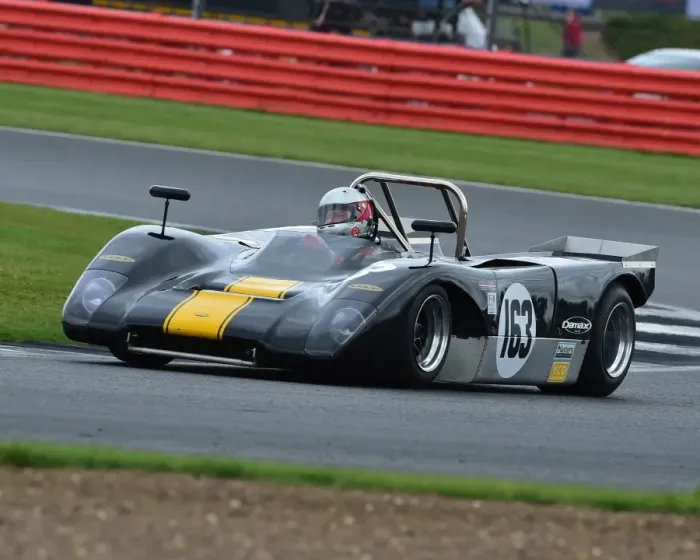 Framed Print : CM20 3237 Mike Furness, Rob Ward, Lola T212 Framed Print : CM20 3237 Mike Furness, Rob Ward, Lola T212