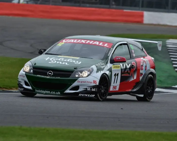 Framed Print : CM20 3540 Roger Stanford, Vauxhall Astra