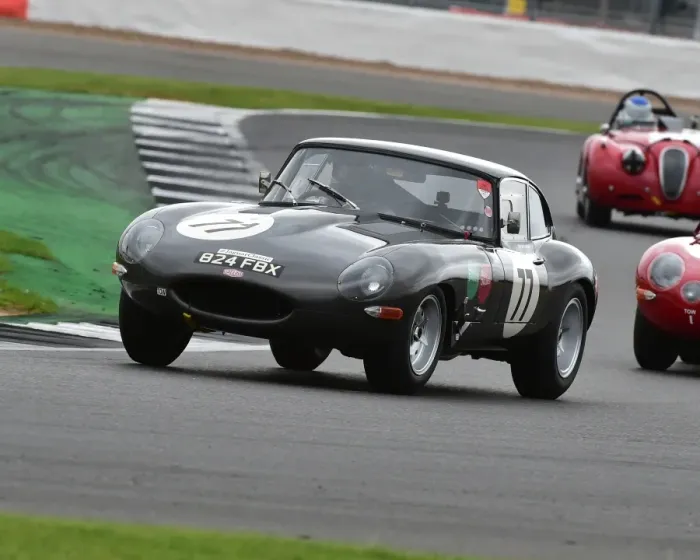 Framed Print : CM20 3594 Tim Whitworth, Jaguar E-Type Framed Print : CM20 3594 Tim Whitworth, Jaguar E-Type