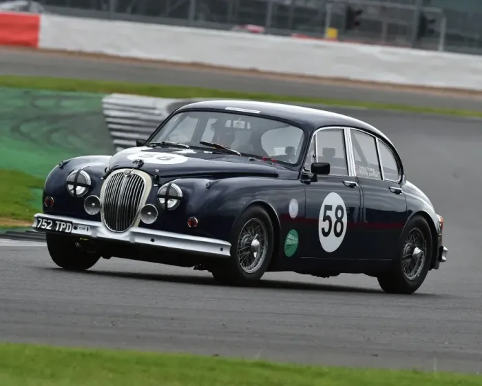 Framed Print : CM20 3602 Derek Pearce, Tom Lenthall, Jaguar Mk2 Framed Print : CM20 3602 Derek Pearce, Tom Lenthall, Jaguar Mk2