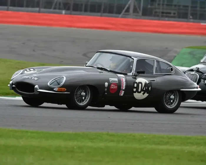 Framed Print : CM20 3619 Andrew Kirkaldy, Sandy Watson, Jaguar E-Type Framed Print : CM20 3619 Andrew Kirkaldy, Sandy Watson, Jaguar E-Type
