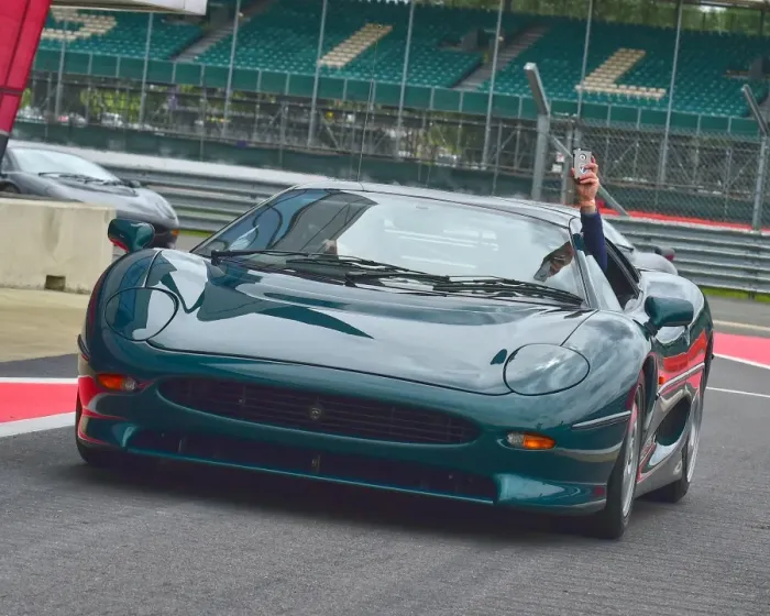 Framed Print : CM20 4235 Jaguar XJ220