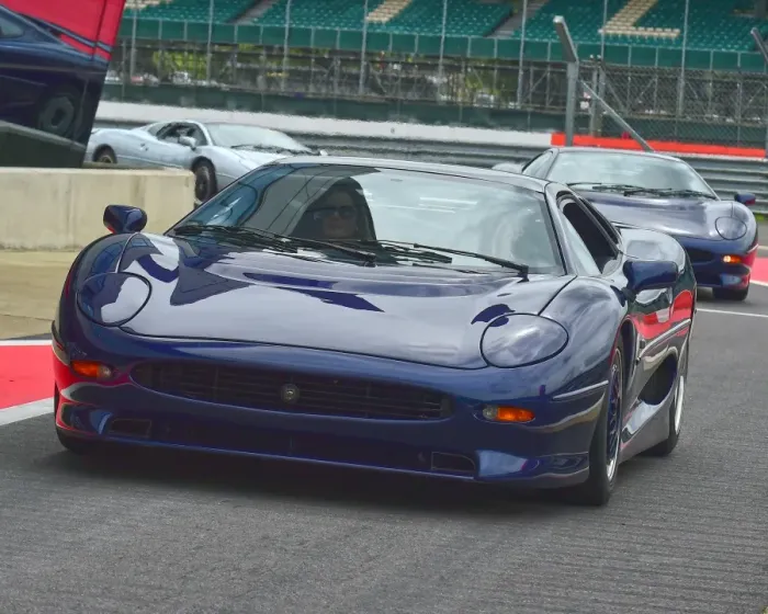 Framed Print : CM20 4244 Jaguar XJ220 Framed Print : CM20 4244 Jaguar XJ220