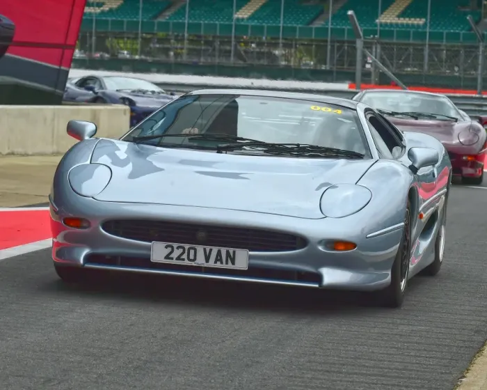 Framed Print : CM20 4246 Jaguar XJ220 Framed Print : CM20 4246 Jaguar XJ220