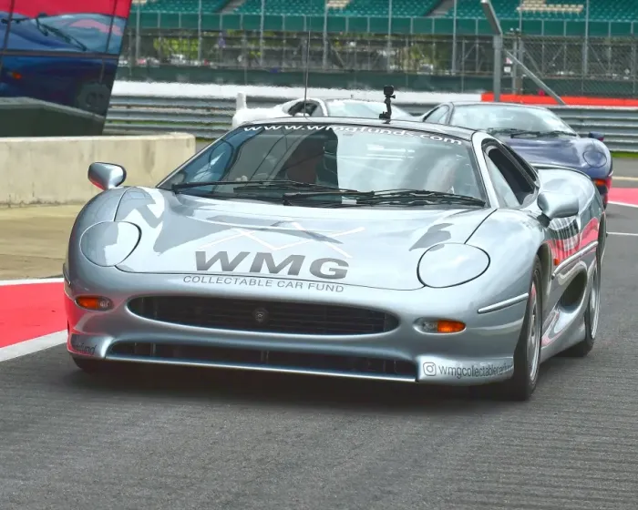 Framed Print : CM20 4251 Jaguar XJ220 Framed Print : CM20 4251 Jaguar XJ220