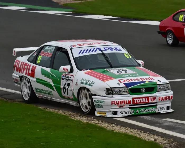 Framed Print : CM20 4856 Tony Absolom, Vauxhall Cavalier Framed Print : CM20 4856 Tony Absolom, Vauxhall Cavalier