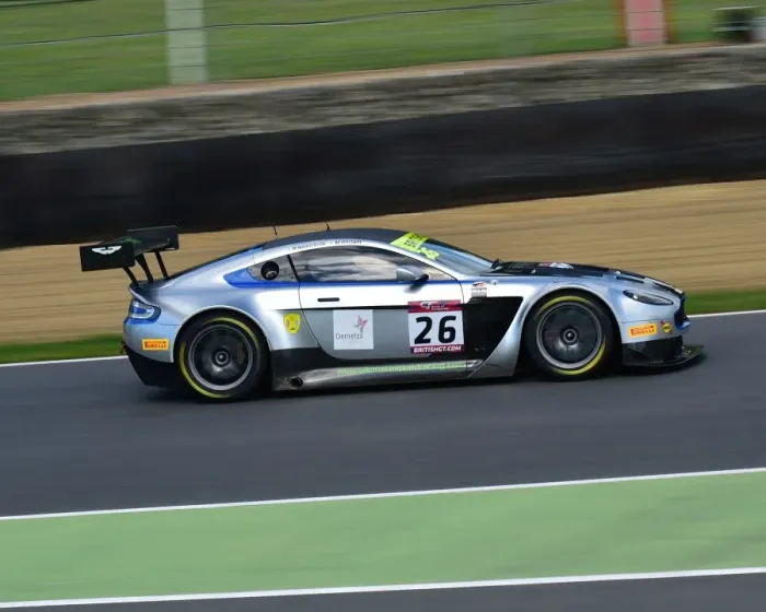 Framed Print : CM20 5065 Mike Brown, Matt Manderson, Aston Martin Vantage GT3