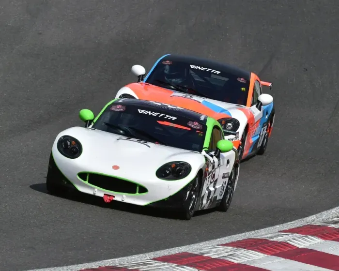 Framed Print : CM20 5401 Clare Surtees, Ginetta G40 Framed Print : CM20 5401 Clare Surtees, Ginetta G40