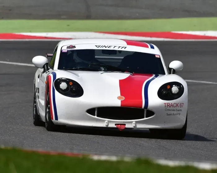 Framed Print : CM20 5751 Graeme Bishopp, Ginetta G40 Framed Print : CM20 5751 Graeme Bishopp, Ginetta G40