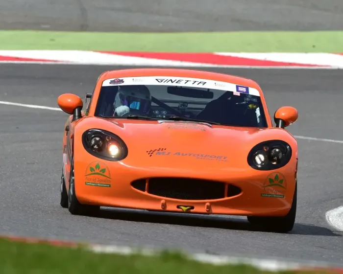 Framed Print : CM20 5759 Tom Sibley, Ginetta G40 Framed Print : CM20 5759 Tom Sibley, Ginetta G40