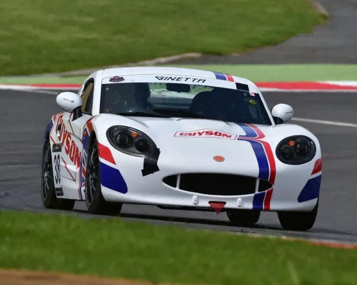 Framed Print : CM20 5767 Jimmy Thompson, Ginetta G40 Framed Print : CM20 5767 Jimmy Thompson, Ginetta G40
