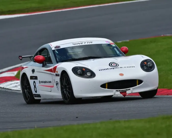 Framed Print : CM20 5802 Mark Seymour, Ginetta G40 Framed Print : CM20 5802 Mark Seymour, Ginetta G40