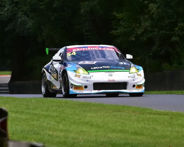 Framed Print : CM20 6166 Tim Eakin, Kelvin Fletcher, Nissan 370Z GT4