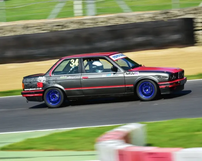 Framed Print : CM20 8431 Mark Hegarty, BMW 320i Framed Print : CM20 8431 Mark Hegarty, BMW 320i